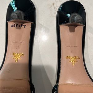 PRADA 26S POINTED-TOE HIGH HEELS 75MM IN BLACK CALFSKIN WITH BOW